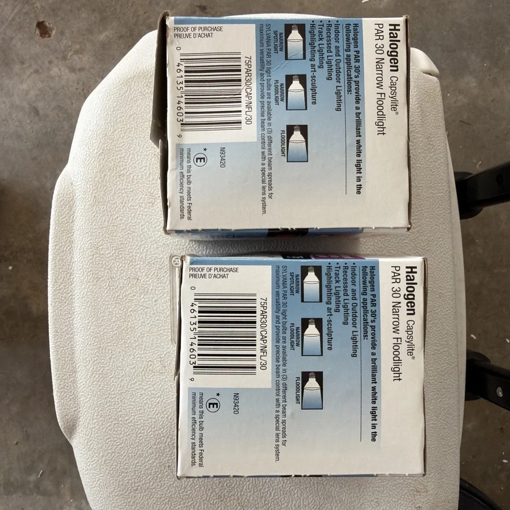 SYLVANIA 75PAR30/CAP/SPL/NFL25 Light Bulbs Lot of 2